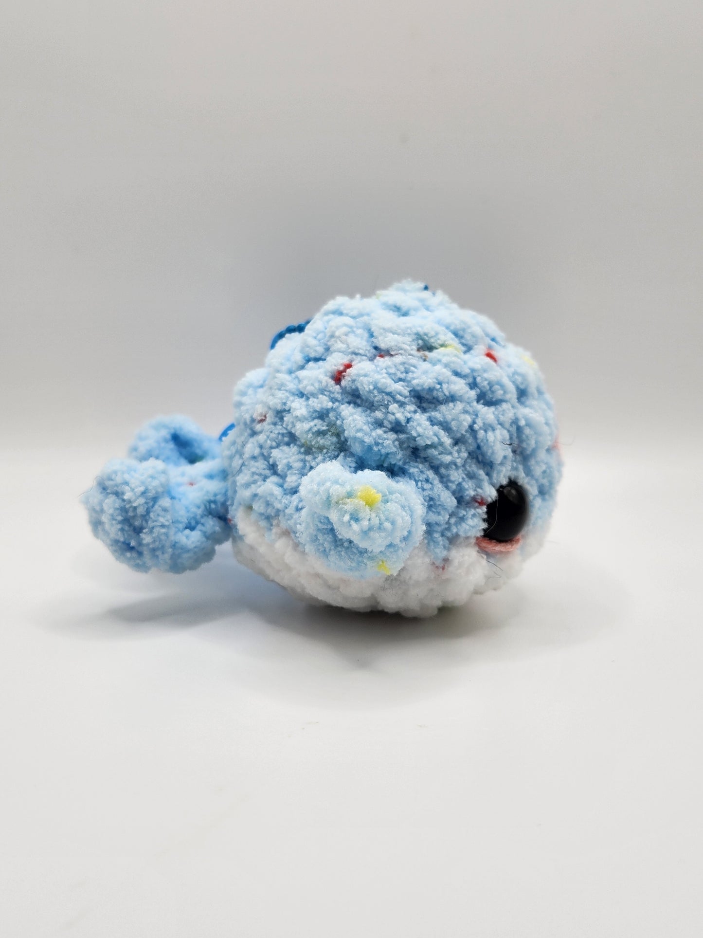 Karmigurumi Whale Bag Charm Plushie