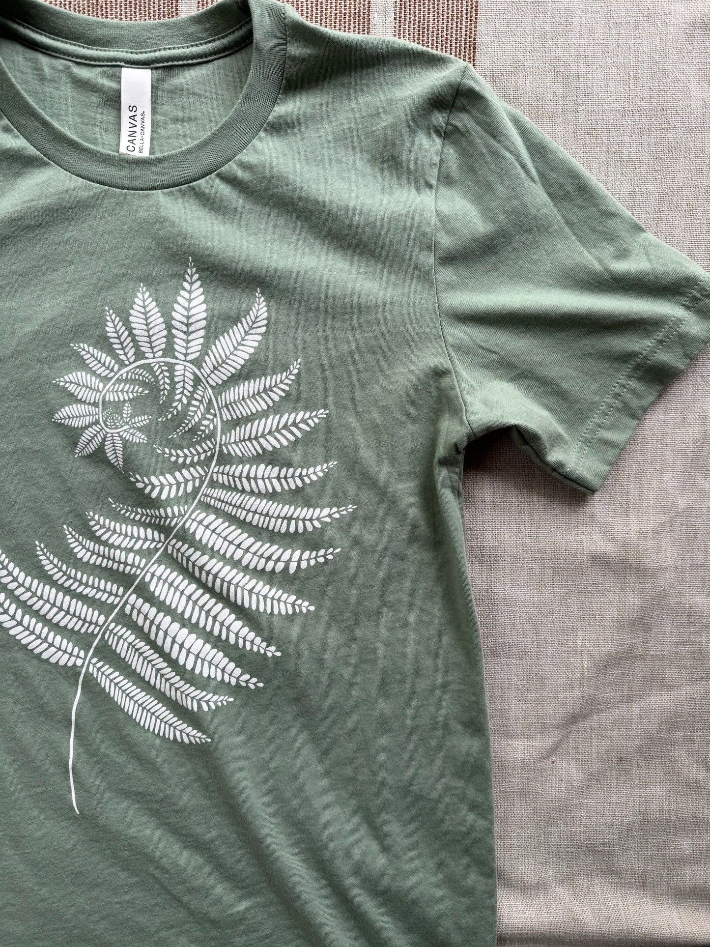 Pie Chart Press Fern Cropped Tee
