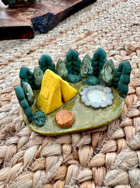 Martfoot Made Clay Goods In the Woods
