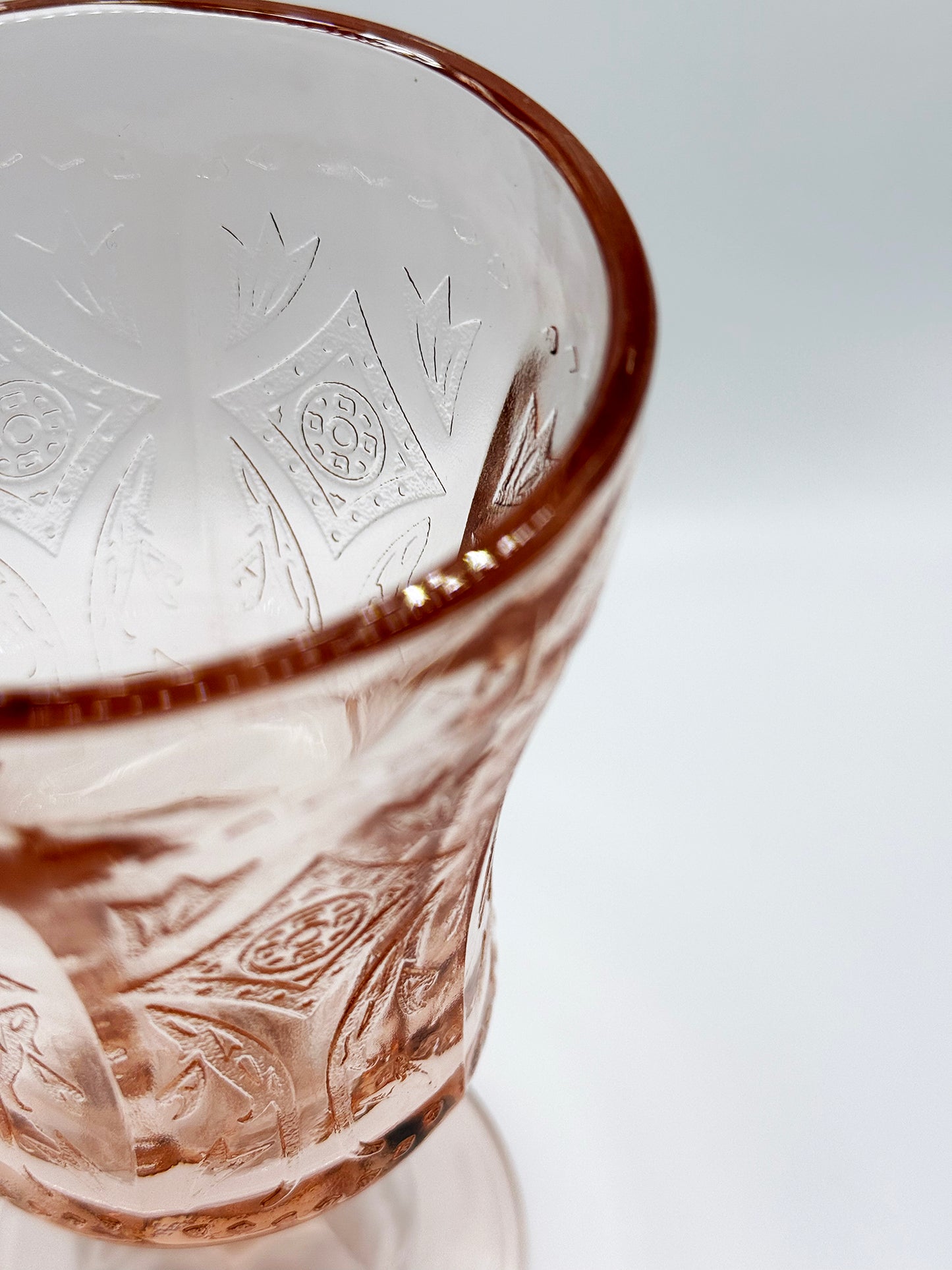 The Kitchen Committee Pink Madrid Goblet Set of 5