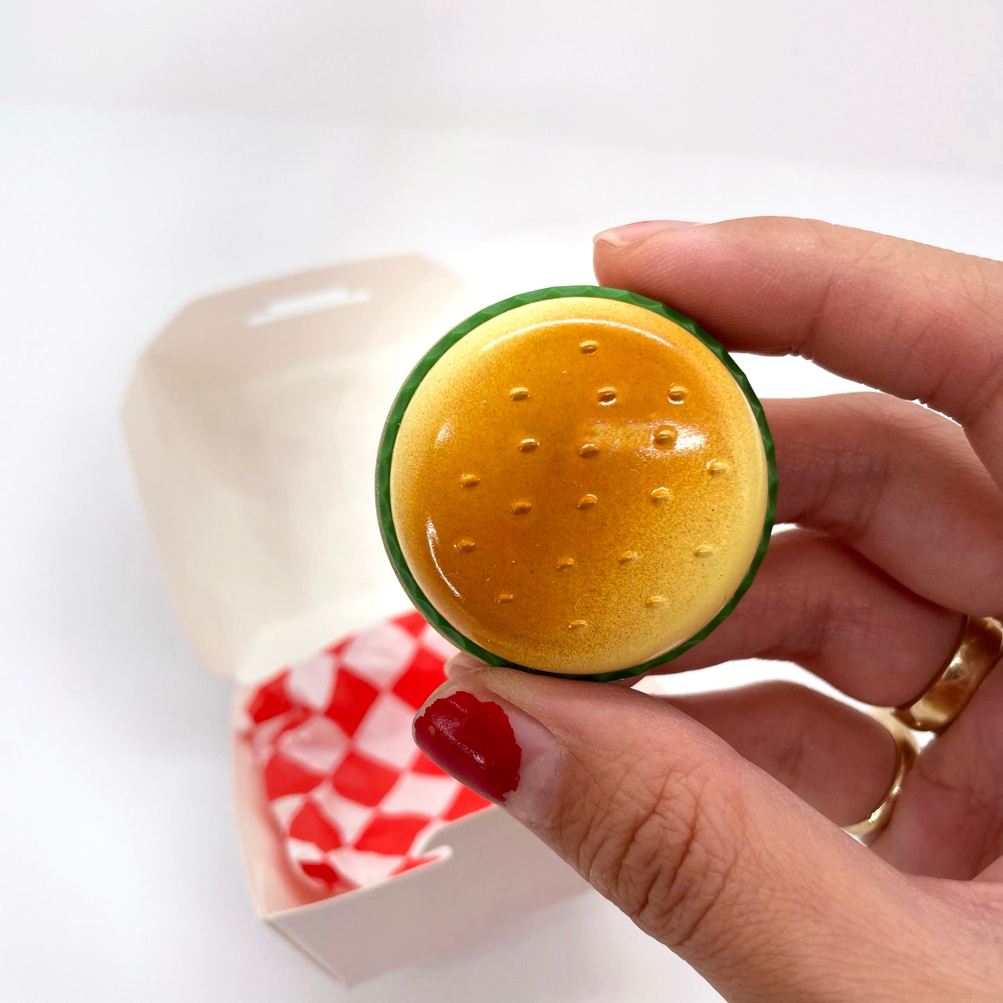 Lian Soy Burger Lighter