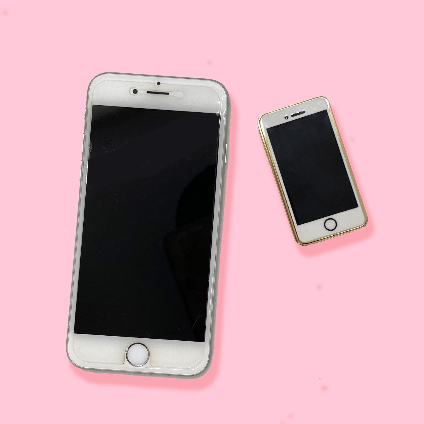 Lian Soy iPhone Lighter