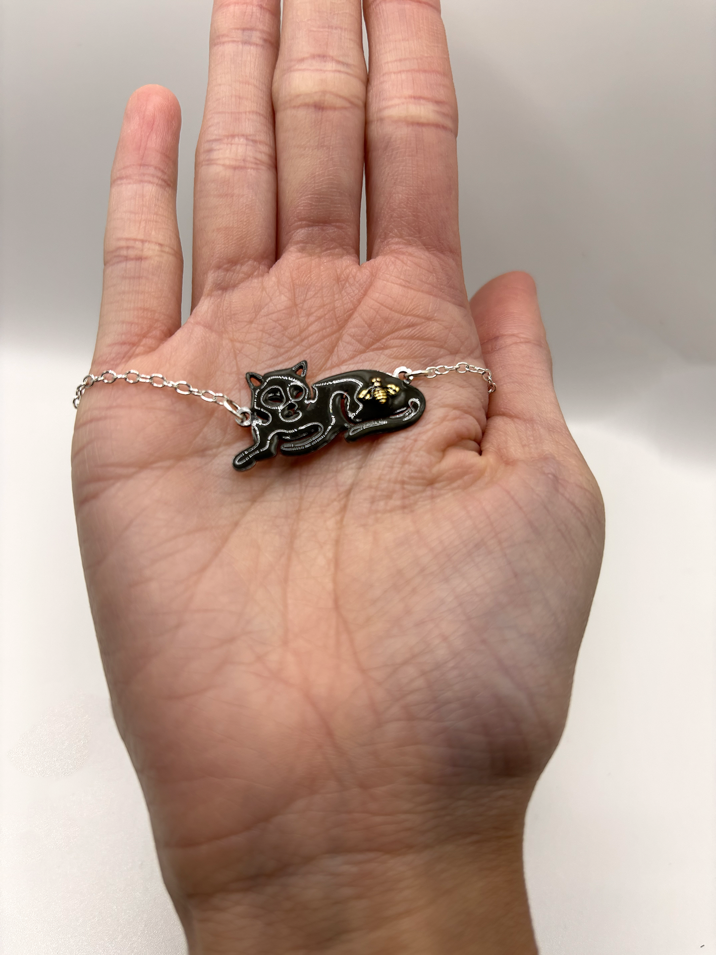 Bee Mary Cat Melt Necklace