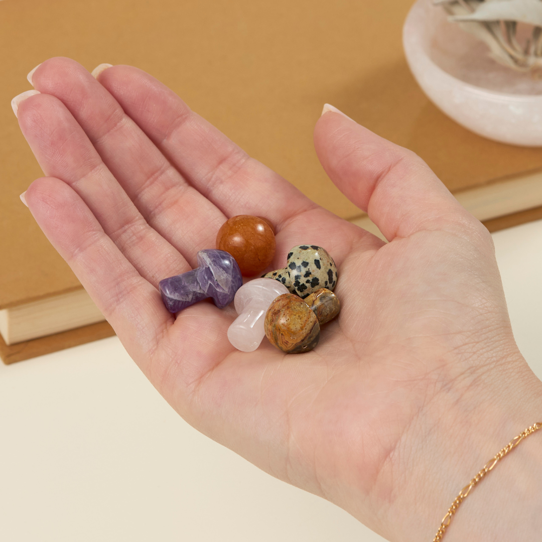 GeoCentral Assorted Carved Crystal Mini Mushrooms