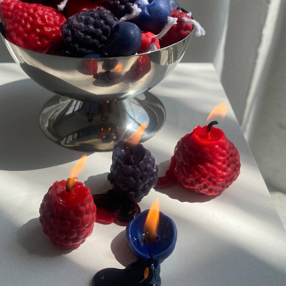 Scandles Strawberry Candles