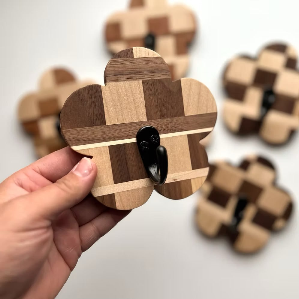 Honey Wood ATX Flower Hook