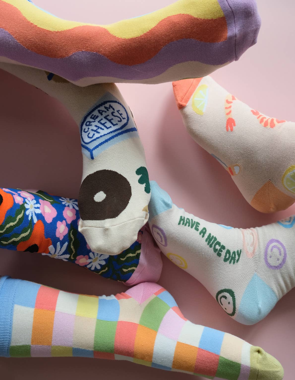 Idlewild Co. Wavy Daisy 100% Cotton Women's Crew Socks