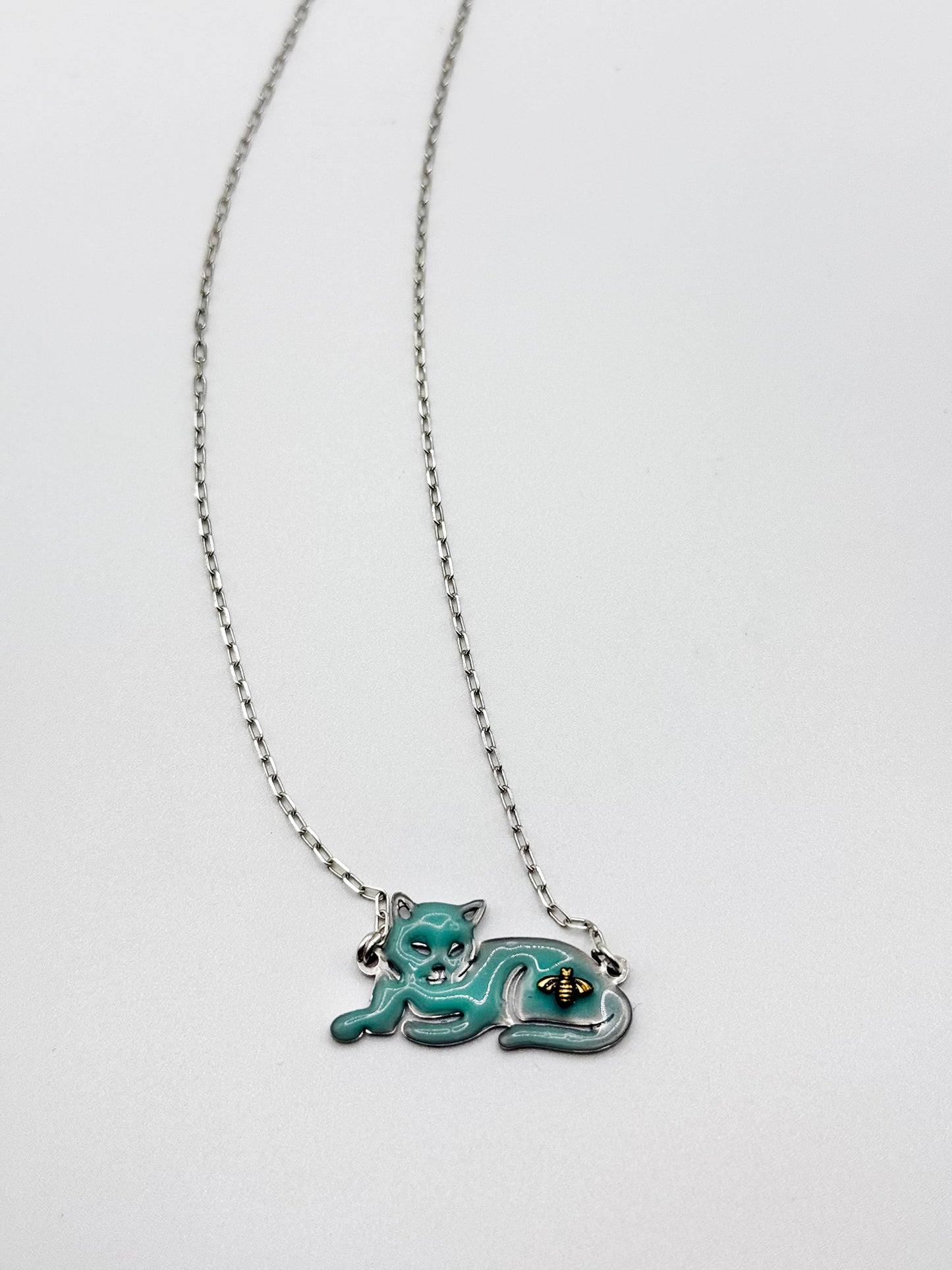 Bee Mary Cat Melt Necklace